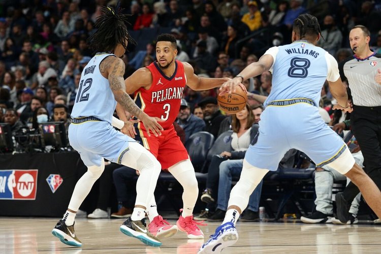 喜鹊似乎在 喜鹊似乎在